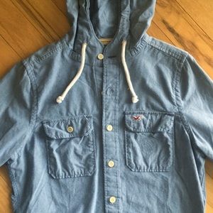 Hollister Button Up